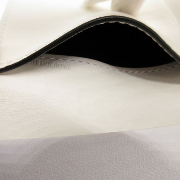 Burberry 4074895 Leather Red Card Case Business Holder BURBERRY - Picture 5 of 7